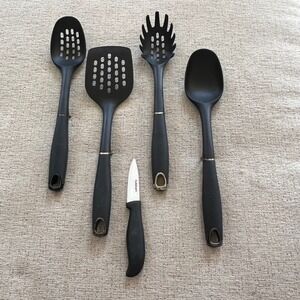 Cuisinart 5 Piece Kitchen Utensil Set Black‎ Nylon Tools and Paring Knife